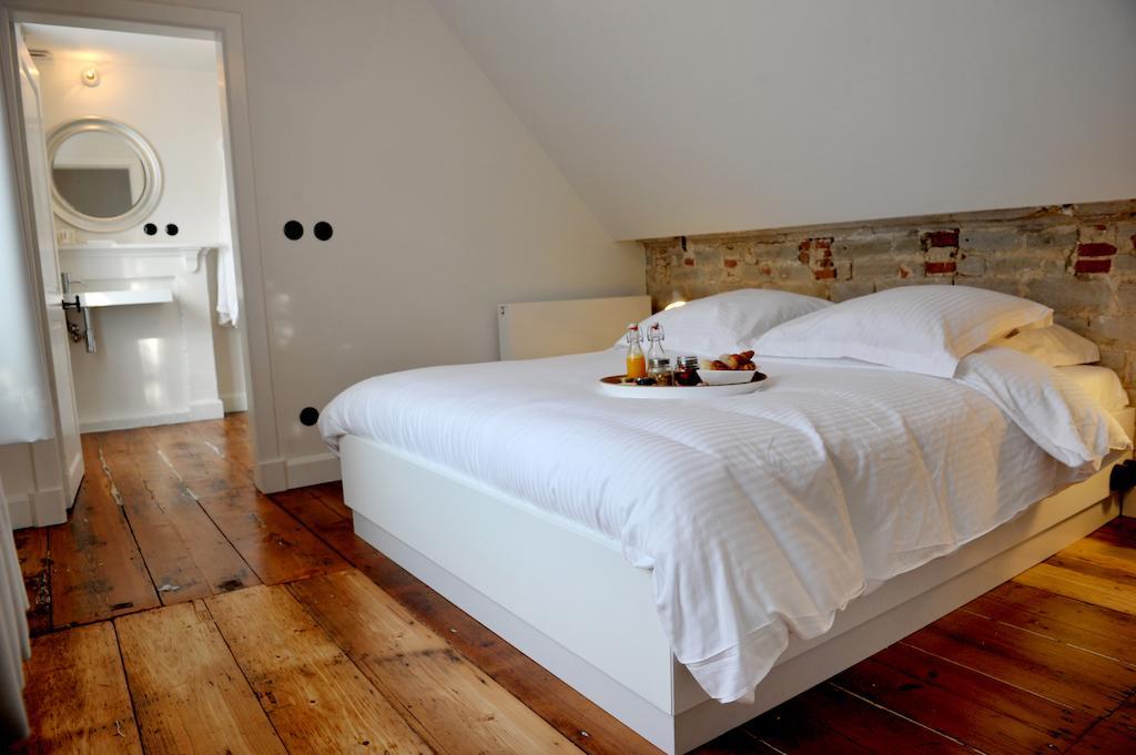 Guesthouse Bernardin Αμβέρσα Δωμάτιο φωτογραφία