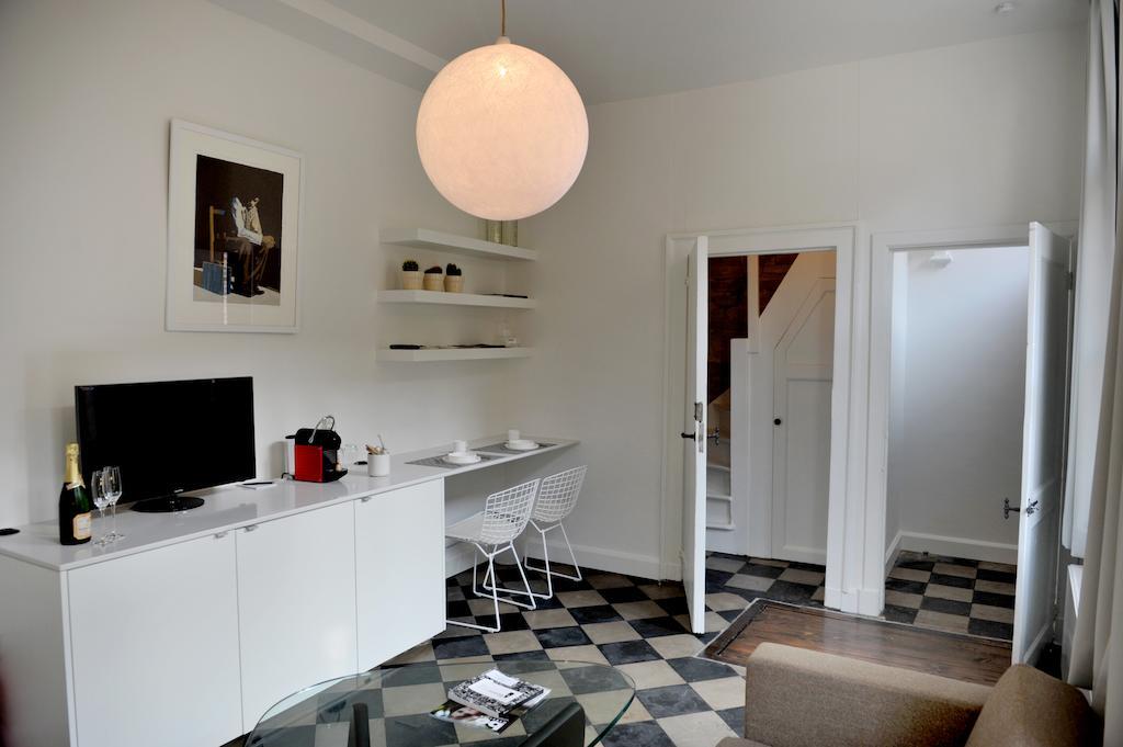 Guesthouse Bernardin Αμβέρσα Δωμάτιο φωτογραφία